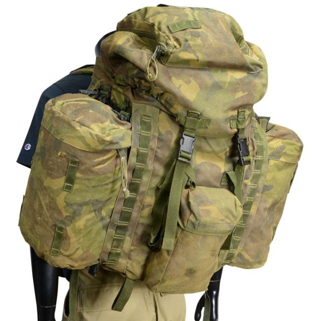 イギリス軍放出品 バックパック DPM迷彩 MOLLE対応 サイドポーチ搭載 [ Sサイズ / 難あり ][ra08591]