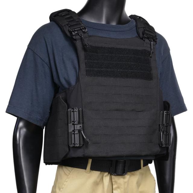 First Spear Assaulter Armor プレートキャリア FirstSpear Assaulter Armor Carrier (AAC) アサルター アーマー
