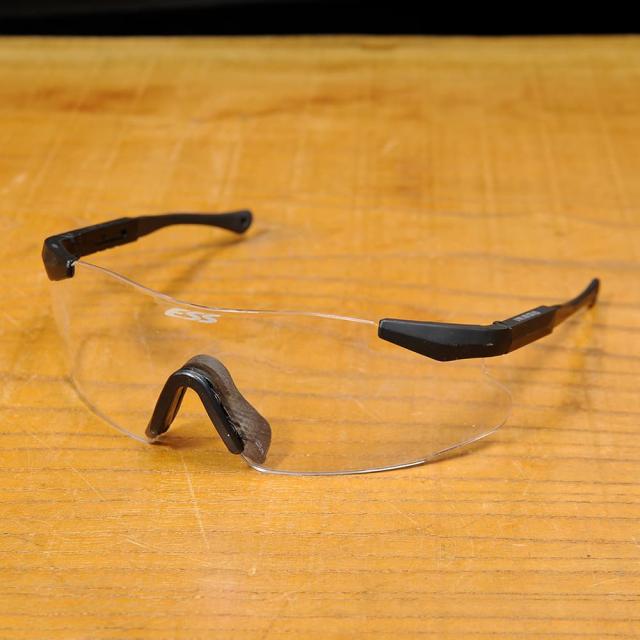 米軍放出品 ESS シューティンググラス ICE 2.4 アイシールド 防弾サングラス [ 難あり ][ra05210] 米軍放出品 ESS シューティンググラス ICE 2.4 アイシールド 防弾