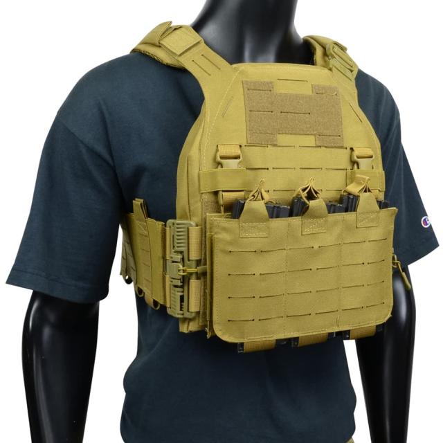 プレートキャリア 1000Dナイロン製 レーザーカットMOLLE クイック