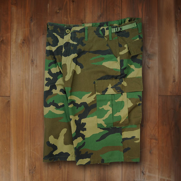 Rothco ハーフカーゴパンツ BDUショーツ ジッパー [ ウッドランドカモ