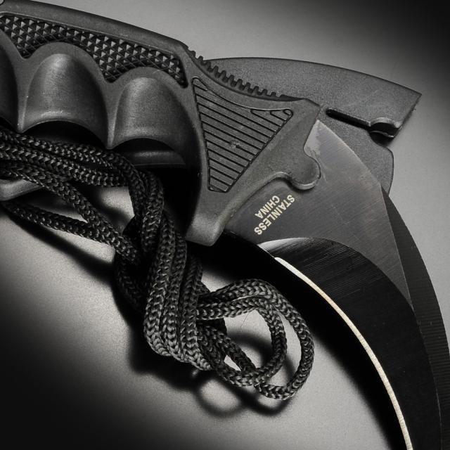 カランビット ネックナイフ ステンレス鋼 ブラック仕上[cn211431bk]の