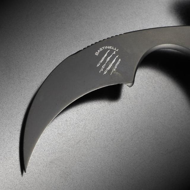 BASTINELLI KNIVES ネックナイフ Diagnostic カランビット