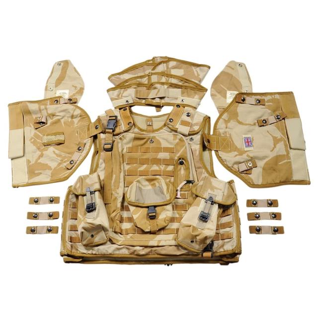 イギリス軍 タクティカル ロードキャリング　デザートDPM ポーチ×13個 MILITARY イギリス軍 タクティカル ロードキャリング ベスト