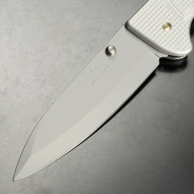 VICTORINOX 折りたたみナイフ Evoke Alox エボーク 0.9415. [ シルバー