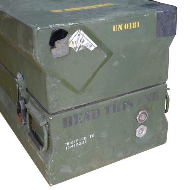 アメリカ軍放出品 ミサイルコンテナ AGM-114 ヘルファイアミサイル用 トランスポートボックス[ra14404]_5
