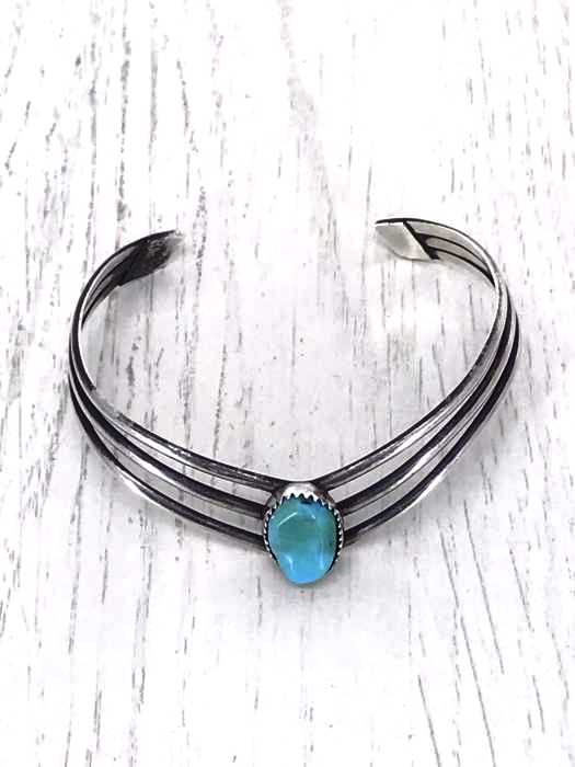 ナバホ Navajo バングル サイズ表記無 メンズ 中古 ブランド古着バズストア の通販はau Pay マーケット ブランド 古着のbazzstore バズストア