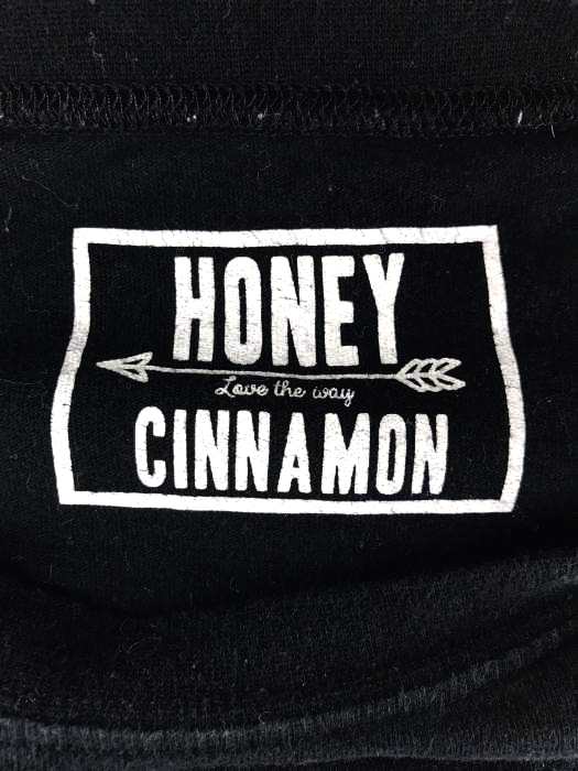 ハニー シナモン Honey Cinnamon クルーネックtシャツ サイズfree メンズ 中古 ブランド古着バズストア の通販はau Pay マーケット ブランド古着のbazzstore バズストア