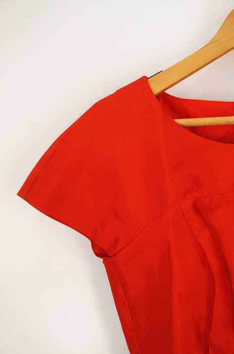 アルマーニコレツィオーニ Armani Collezioni ワンピース サイズus 0 2 レディース 中古 ブランド古着バズストア の通販はau Pay マーケット ブランド古着のbazzstore バズストア