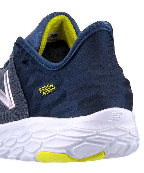 New Balance ニューバランス Fresh Foam Beacon M Mbecn メンズスニーカー 超軽量 フレッシュフォームビーコンm Fg2 グレーの通販はau Pay マーケット シューズショップasbee