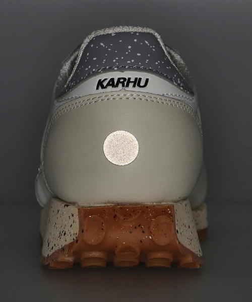 KARHU カルフ MESTARI CONTROL レディーススニーカー(メスタリコントロール) F840007 リリーホワイト/シルバー