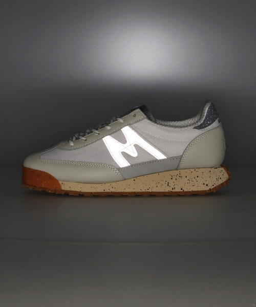 KARHU カルフ MESTARI CONTROL レディーススニーカー(メスタリコントロール) F840007 リリーホワイト/シルバー