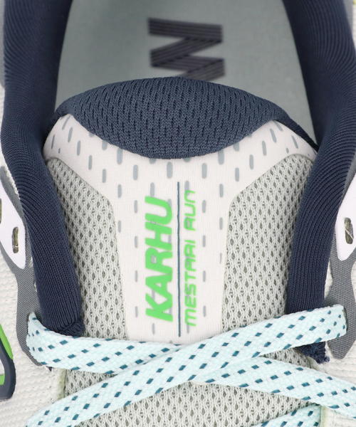 KARHU カルフ MESTARI RUN メンズスニーカー ランニングシューズ 厚底(メスタリラン) F105002 ゼファーブルー/グリーンフラッシュ