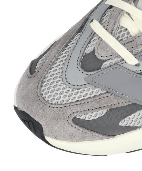 adidas アディダス LIGHTBLAZE U【軽量】メンズスニーカー(ライトブレイズU) IH8607 グレーツー/グレースリー/アイアンメタリック