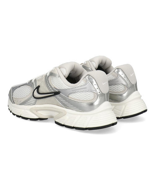 NIKE ナイキ W V5 RNR レディーススニーカー(ウィメンズV5RNR) HQ7901-104 サミットホワイト/ライトオールウッドブラウン_1