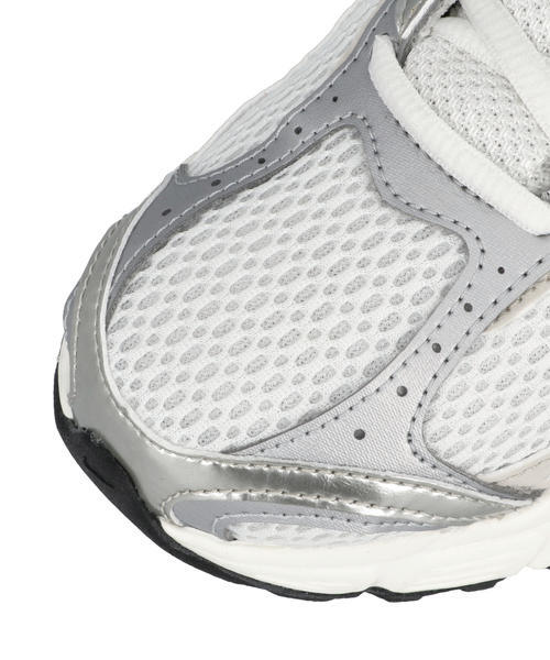 NIKE ナイキ W V5 RNR レディーススニーカー(ウィメンズV5RNR) HQ7901-104 サミットホワイト/ライトオールウッドブラウン_5