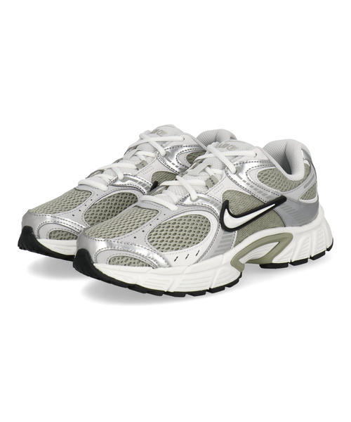 NIKE ナイキ V5 RNR レディーススニーカー(ウィメンズV5RNR) HQ7901-301 スプルースフォグ/サミットホワイト/メタリックシルバー/フォトンダスト