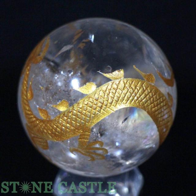 レインボーあり 龍彫り 水晶 置物 台座付き 天然石 パワーストーン