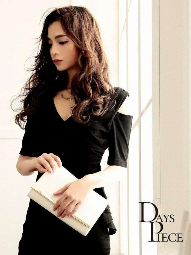 キャバワンピース DaysPiece オープンショルダー 黒 韓国 ロング丈