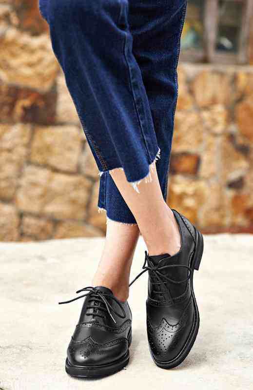 ドレスシューズ レースアップシューズ 疲れない ローファー レザーシューズ 本革 冬 オックスフォードシューズ 革 春 ヒール 痛くない 厚底 秋 ローヒール 革靴 靴 レディース スニーカー 大人 パンプス シューズ 幅広 夏 ブランド レザー ランキング ブランド shs-885の通販は