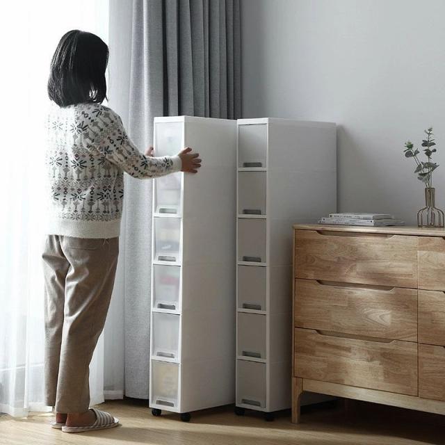 3段 すき間ストッカーすき間収納 ランドリー収納 スリム 洗濯機横 4段 スリムストレージ 小物 移動可能 引き出し バスルーム すきまストッカー キャスター付 キッチンワゴン ワゴン 収納 おしゃれ キッチンラック 洗面所の通販は 9,660円