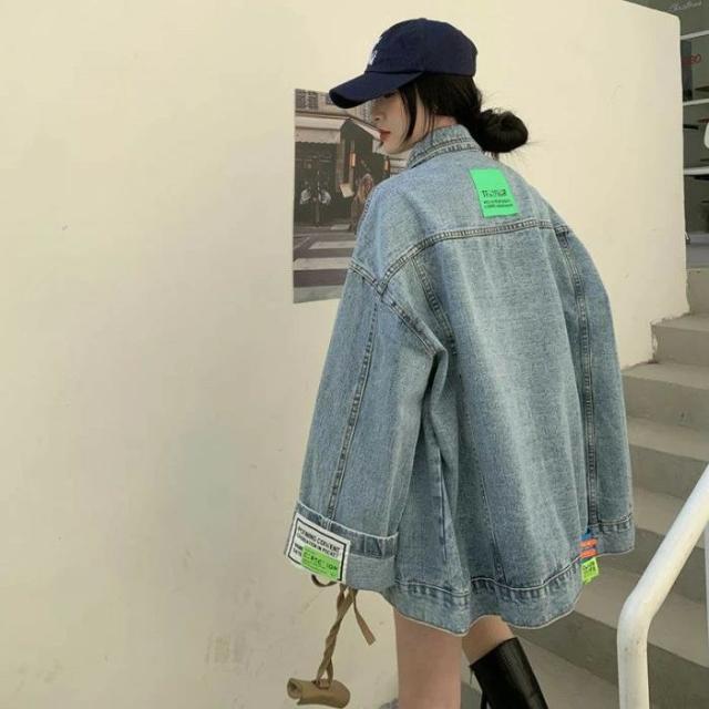 ジャケット デニム Gジャン ジージャン レディース おしゃれ 大人可愛い ワッペン デザイン 青 ライトブルー 個性的 ラフ ルーズ アウター 上着 羽織 長袖 ポケット 大きめ オーバーサイズ カジュアル 大人かわいい こなれ感 インスタ映え アイテム 韓国 ファッション お洒の通販は 10,605円
