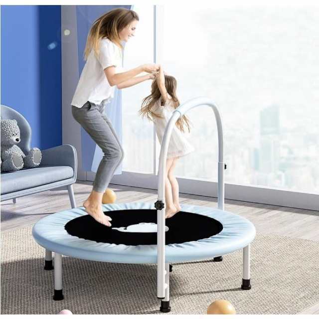 トランポリン 室内 全鋼構造 静音設計 高弾力 手すり付き 子供大人兼用 手すり3段階調節 トレーニング エクササイズ あそび 家庭用 耐荷重150kg 折りたたみ式 収