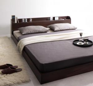 棚・コンセント付きモダンデザインフロアベッド プレミアムポケットコイルマットレス付き セミダブルの通販は