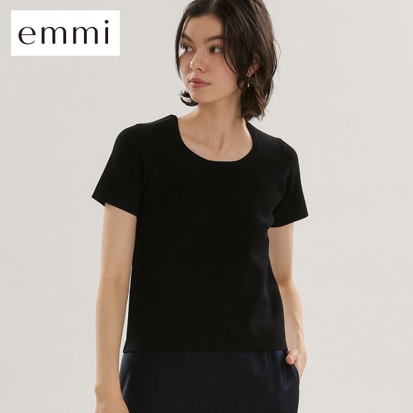 【メール便(20)】【送料無料】 エミ デコルテシンプルニット ウォッシャブル UVカット 接触冷感 emmi_15