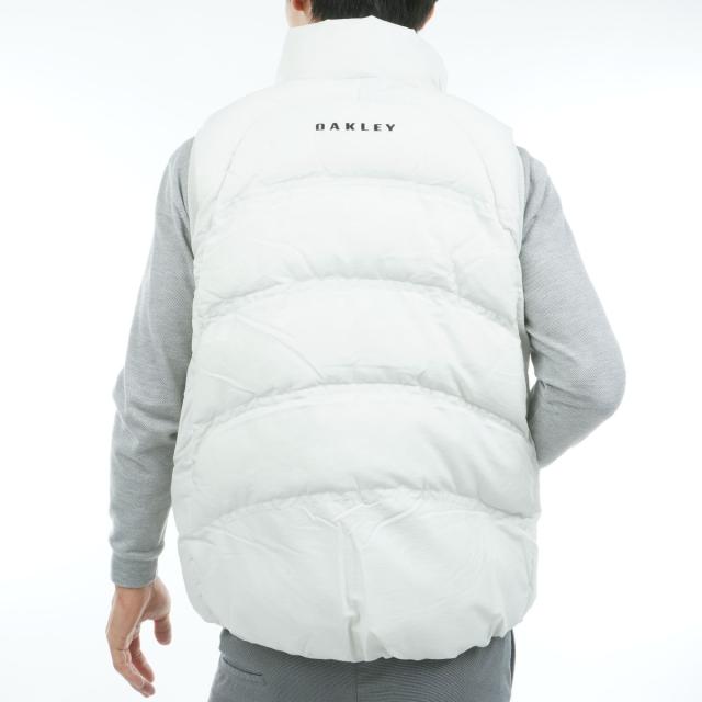 オークリー OAKLEY OAKLEY FORCEFUL 中綿ベストの通販はau PAY