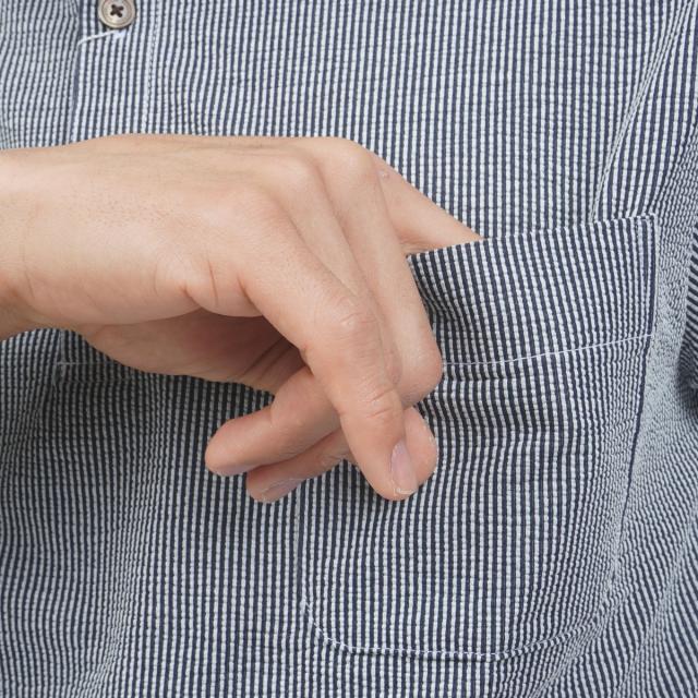 マンシングウェア　Munsingwear　ストレッチ シアサッカーストライプ台襟付き半袖ポロシャツ_8
