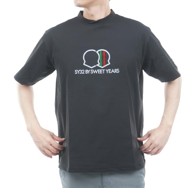 エスワイサーティトゥ バイ スウィートイヤーズ　SY32 by SWEET YEARS　ストレッチ EMBLEM モックネック半袖Tシャツ