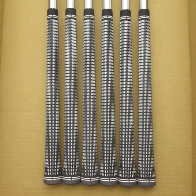 【中古ゴルフクラブ】ブリヂストン　BRIDGESTONE GOLF　221CB アイアン N.S.PRO MODUS3 TOUR 120　シャフト：N.S.PRO MODUS3 TOUR 120