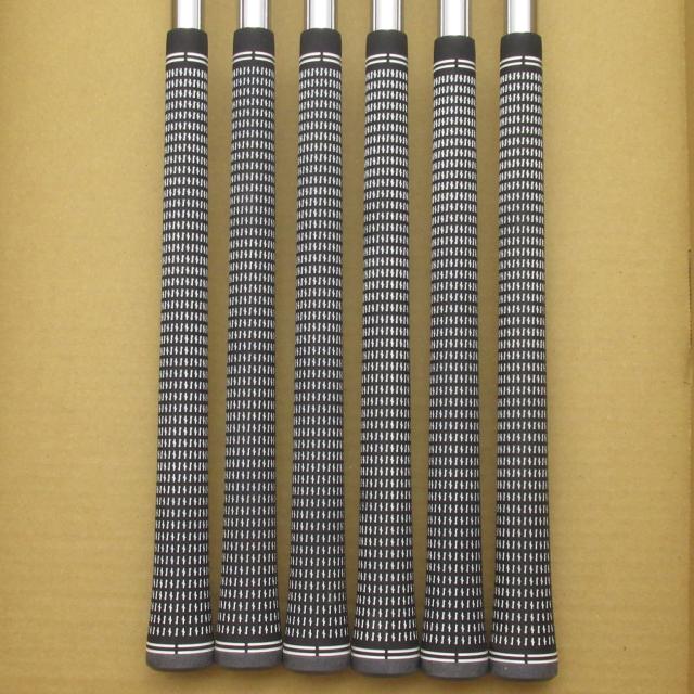 【中古ゴルフクラブ】ブリヂストン　BRIDGESTONE GOLF　221CB アイアン N.S.PRO MODUS3 TOUR 105　シャフト：N.S.PRO MODUS3 TOUR 105