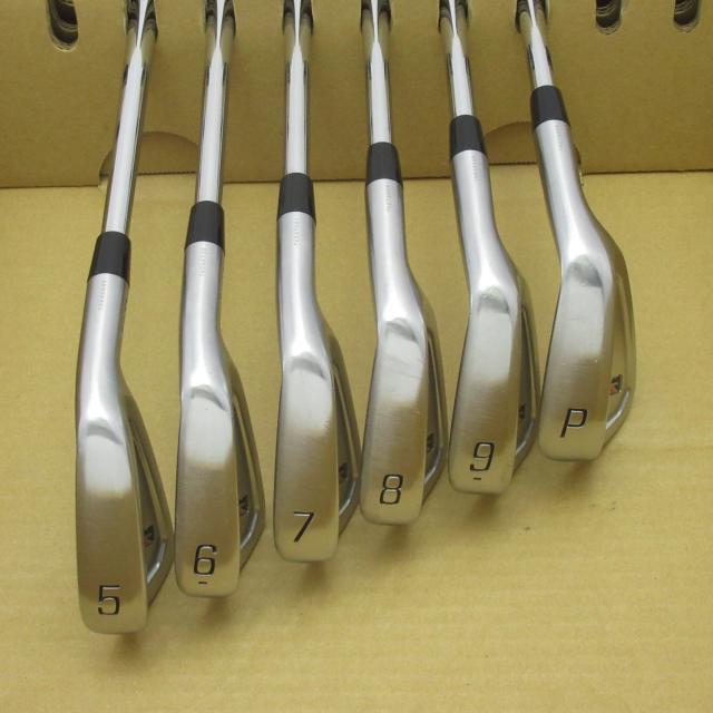 【中古ゴルフクラブ】ブリヂストン　BRIDGESTONE GOLF　221CB アイアン N.S.PRO MODUS3 TOUR 120　シャフト：N.S.PRO MODUS3 TOUR 120