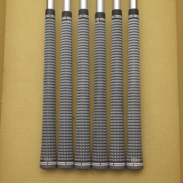 【中古ゴルフクラブ】ブリヂストン　BRIDGESTONE GOLF　221CB アイアン N.S.PRO MODUS3 TOUR 120　シャフト：N.S.PRO MODUS3 TOUR 120