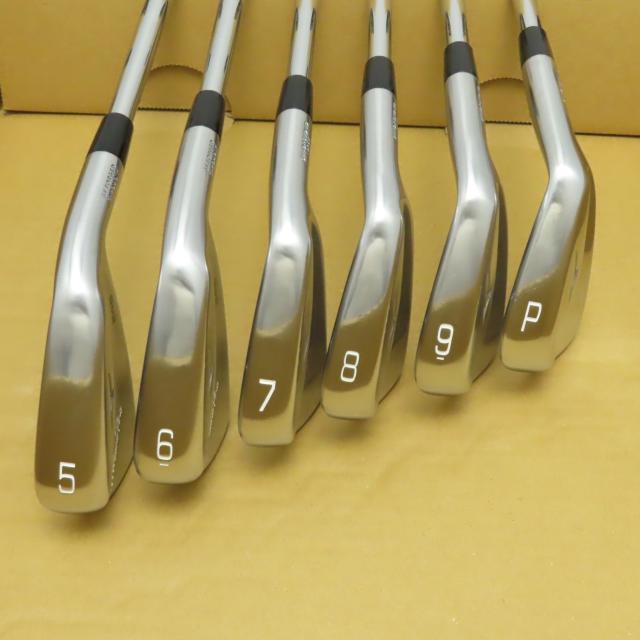 キティちゃん　日本限定販売　希少品　スノーボード　日本代表バージョン キティちゃん 日本限定販売 希少品 スノーボード 日本代表バージョン