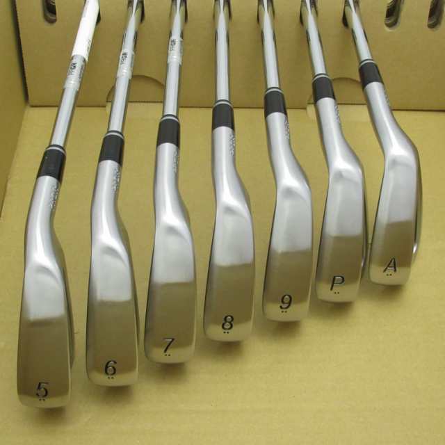 【中古ゴルフクラブ】プロギア　PRGR　03 IRONS アイアン N.S.PRO MODUS3 TOUR 105　シャフト：N.S.PRO MODUS3 TOUR 105