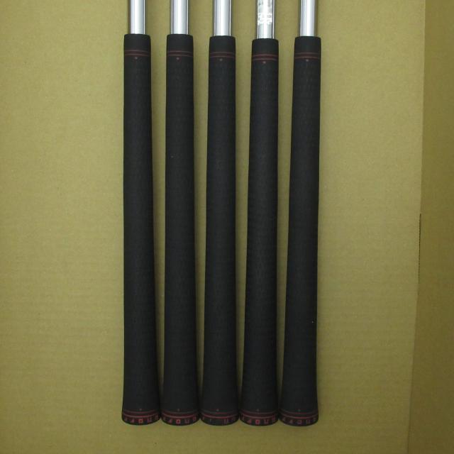 【中古ゴルフクラブ】オノフ　KURO　オノフ フォージド KURO(2021) アイアン N.S.PRO MODUS3 TOUR 115　シャフト：N.S.PRO MODUS3 TOUR…