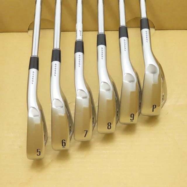 ダンロップ SRIXON ZX5 8S アイアンセット IR NS PRO 950GH D.S.T