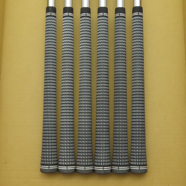 【中古ゴルフクラブ】ブリヂストン　BRIDGESTONE GOLF　221CB アイアン N.S.PRO MODUS3 TOUR 120　シャフト：N.S.PRO MODUS3 TOUR 120