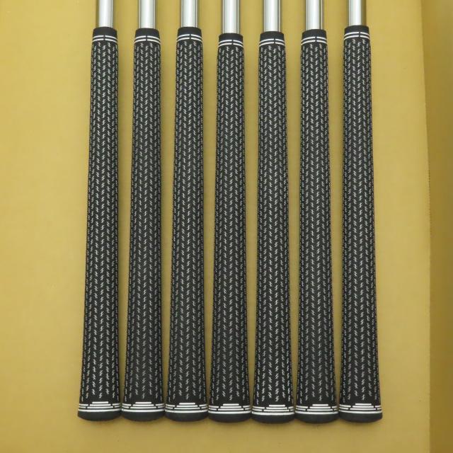 【中古ゴルフクラブ】コブラ　KING　キング TOUR アイアン N.S.PRO MODUS3 TOUR 115　シャフト：N.S.PRO MODUS3 TOUR 115