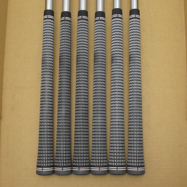 【中古ゴルフクラブ】ブリヂストン　BRIDGESTONE GOLF　221CB アイアン N.S.PRO MODUS3 TOUR 120　シャフト：N.S.PRO MODUS3 TOUR 120