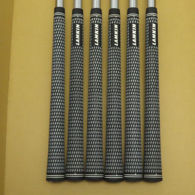 【中古ゴルフクラブ】キャロウェイゴルフ　MAVRIK　マーベリック アイアン N.S.PRO MODUS3 TOUR 120　シャフト：N.S.PRO MODUS3 TOUR 120