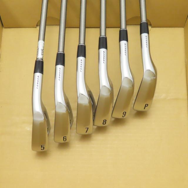 【中古ゴルフクラブ】ダンロップ　SRIXON　スリクソン ZX5 MkII アイアン Aerotech SteelFiber i95　シャフト：Aerotech SteelFiber i95 中古ゴルフクラブ】ダンロップ SRIXON スリクソン ZX5 MkII アイアン
