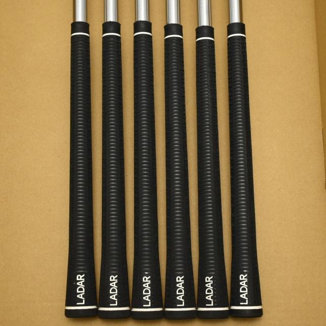 【中古ゴルフクラブ】ブリヂストン　BRIDGESTONE GOLF　221CB アイアン N.S.PRO MODUS3 TOUR 120　シャフト：N.S.PRO MODUS3 TOUR 120