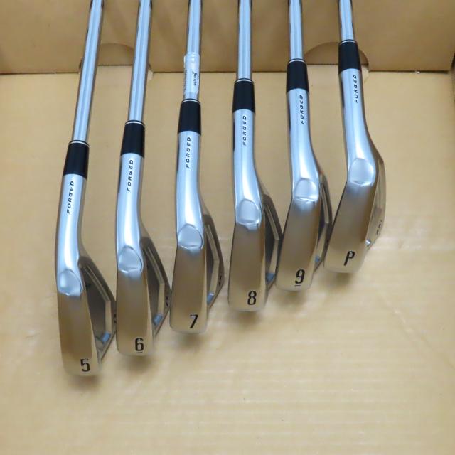 【中古ゴルフクラブ】ダンロップ　SRIXON　スリクソン ZX7 アイアン Dynamic Gold DST　シャフト：Dynamic Gold DST