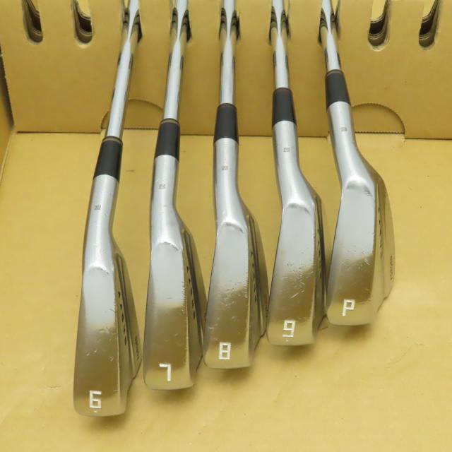 【中古ゴルフクラブ】オノフ　KURO　オノフ フォージド KURO(2019) アイアン N.S.PRO MODUS3 TOUR 105　シャフト：N.S.PRO MODUS3 TOUR…