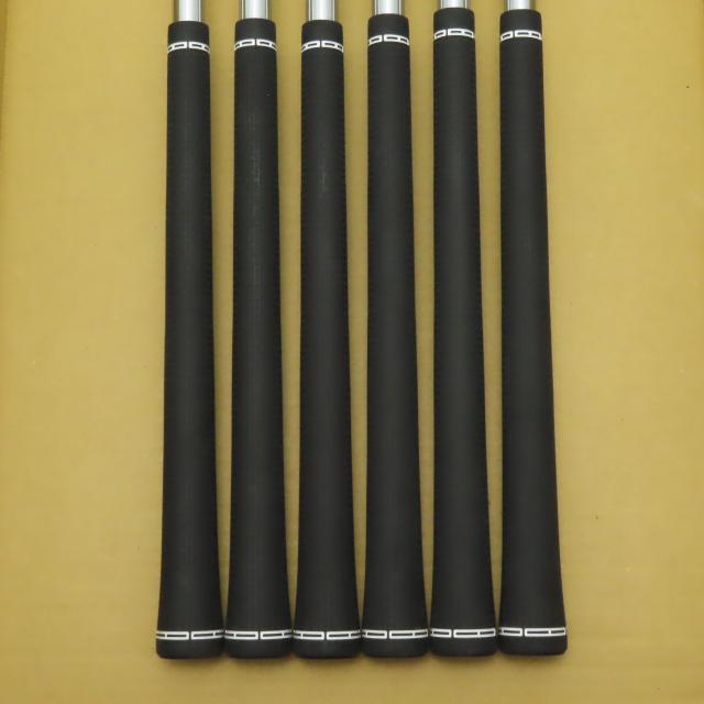 【中古ゴルフクラブ】タイトリスト　T SERIES　T350(2023) アイアン N.S.PRO 880 AMC　シャフト：N.S.PRO 880 AMC