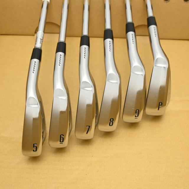 スリクソン ZXi5 アイアン #5-PW 6本AMT WHITE S200 SRIXON ZXi5